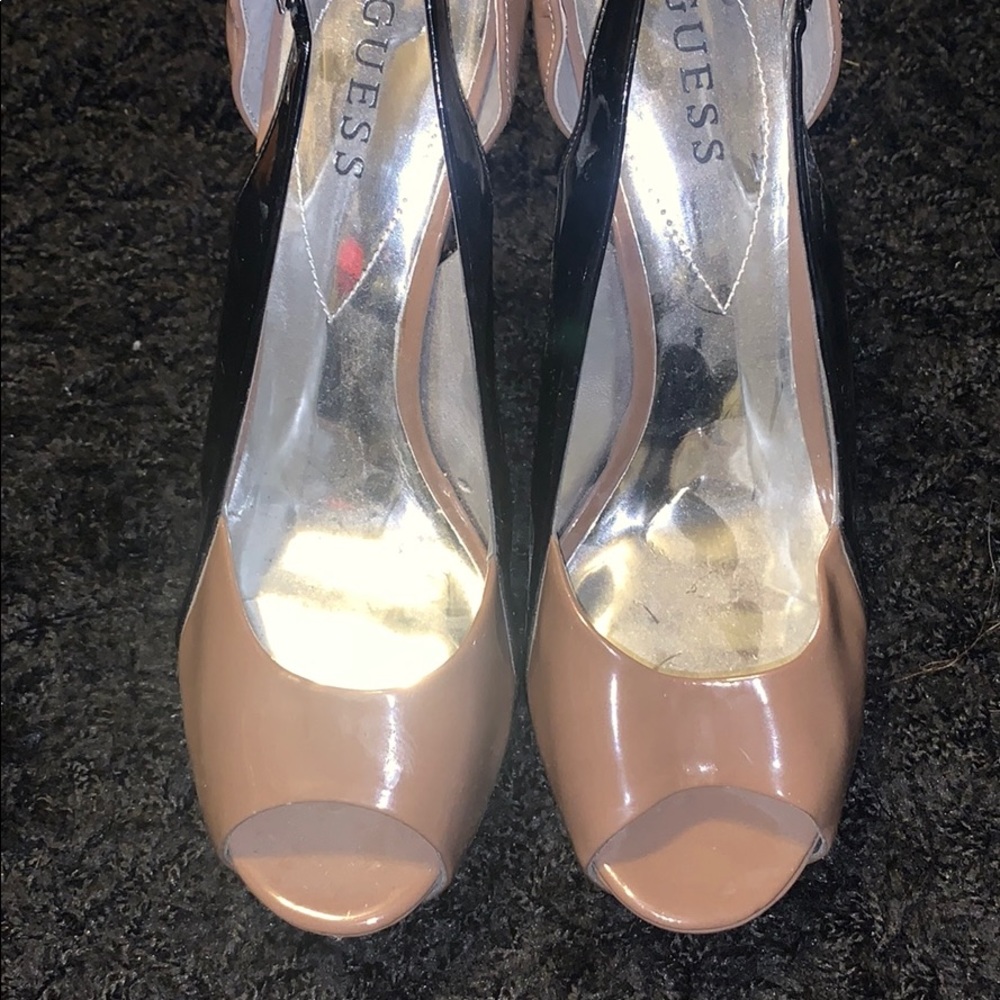 Guess tan and black heels